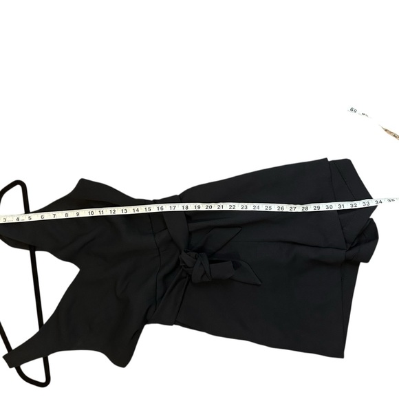 Aritzia Wilfred Écoulement Romper- Black- Size 10 - Picture 10 of 12